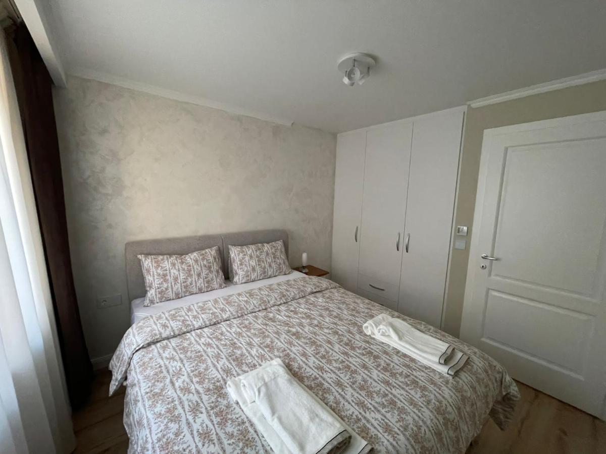 Apartament 1 Lalelelor Nasaud Экстерьер фото